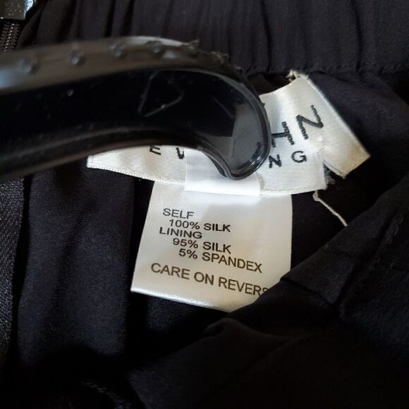 St. John Evening Georgette Silk Flare Pants Size 2 - Picture 11 of 12